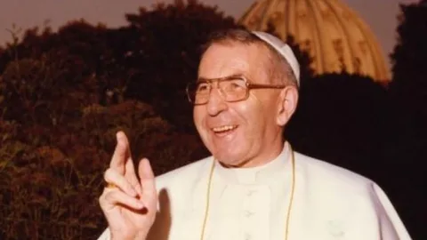 Treinta y tres días después de sentarse en la silla de San Pedro, moría el Papa Juan Pablo I