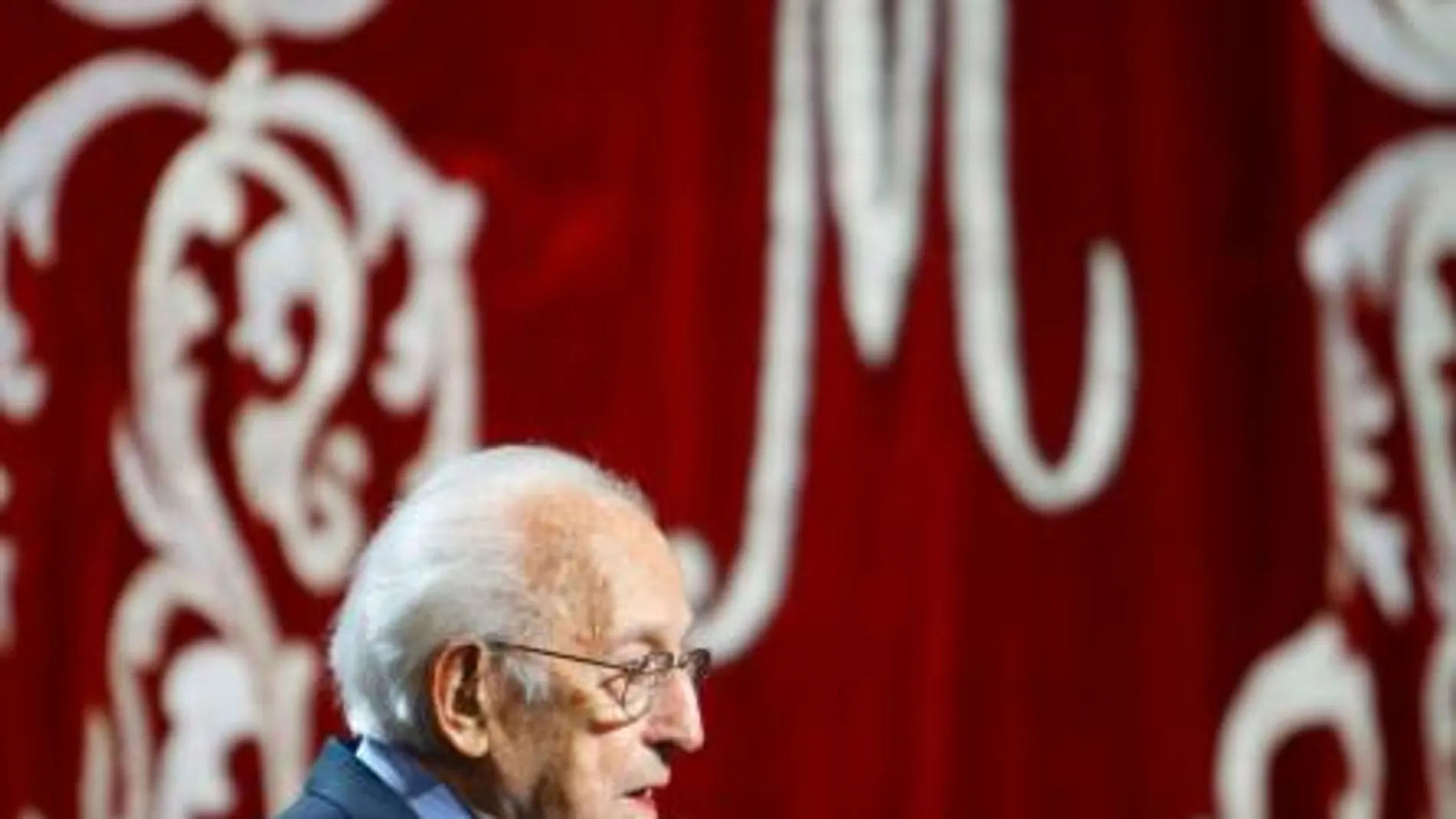 Muere a los 93 años el dibujante humorista y académico Antonio Mingote