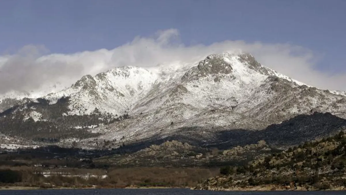 La Sierra de Guadarrama, en nivel 2 por riesgo de aludes este fin de semana