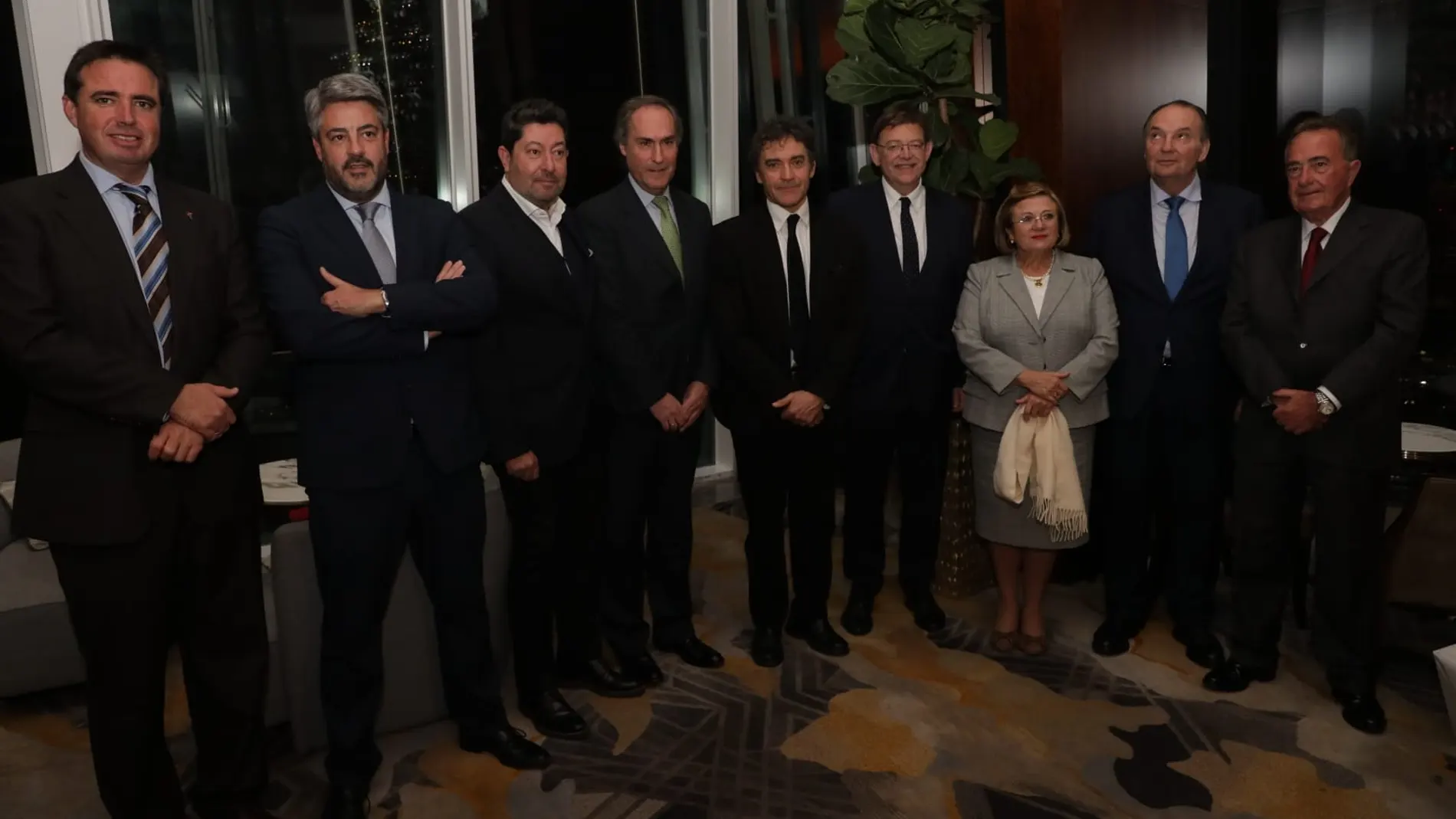 El presidente Puig tras la reunión con las Cámaras de Comercio y los empresarios valencianos en Reino Unido