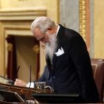 El diputado del Partido Socialista por Burgos, Agustín Javier Zamarrón preside la mesa de edad en el Congreso