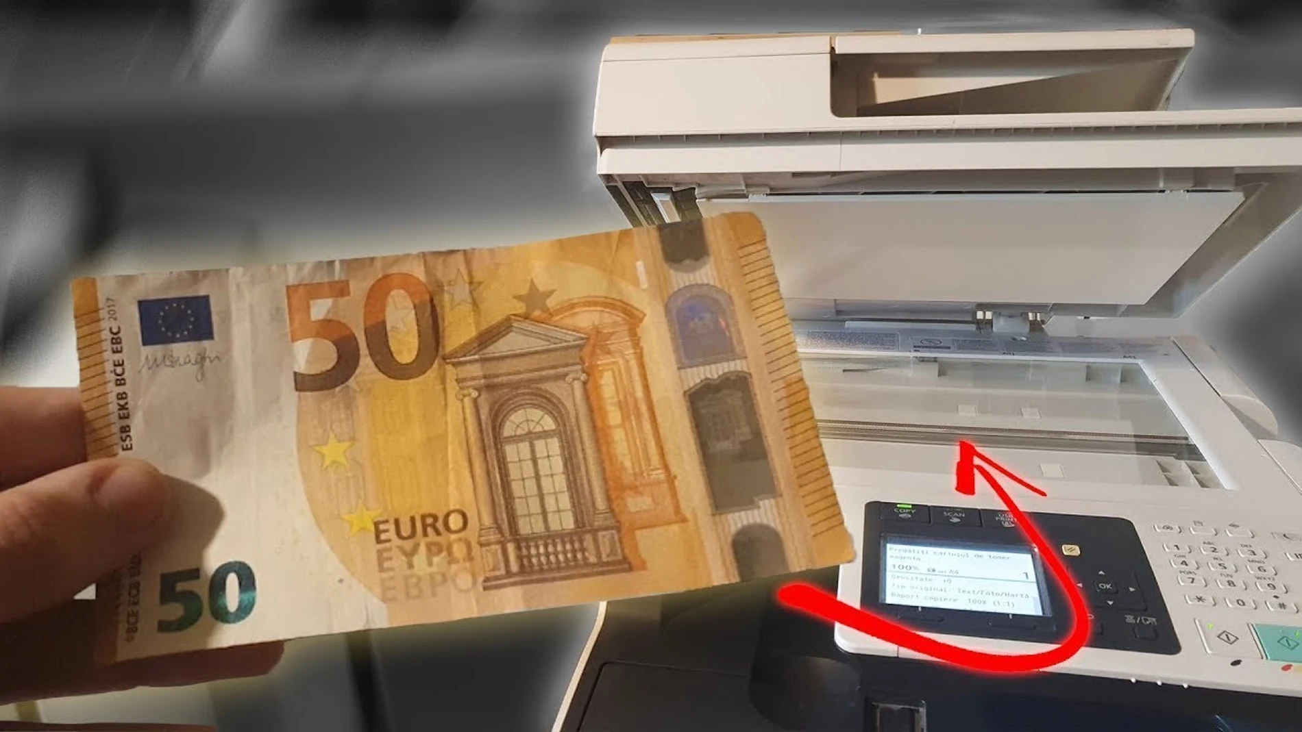 Un billete de 50 euros antes de pasar por una fotocopiadora / YouTube