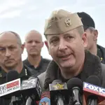 Rueda de prensa en la base aérea de Pensacola, tras el sangriento tiroteo