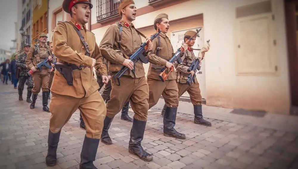 Asociación Histórica Cultural Tormenta Roja - Красный штормb, que recrea el periodo de la Guerra Fría