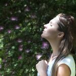 Se han realizado estudios que demostrasen que funciona y mejora aspectos como la calidad de vida, el manejo emocional o incluso reducir la ansiedad, la depresión o los síntomas relacionados con ciertas adicciones como ocurre en el alcoholismo