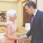 El presidente del Gobierno en funciones, Pedro Sánchez recibe a la fiscal general del Estado, María José Segarra