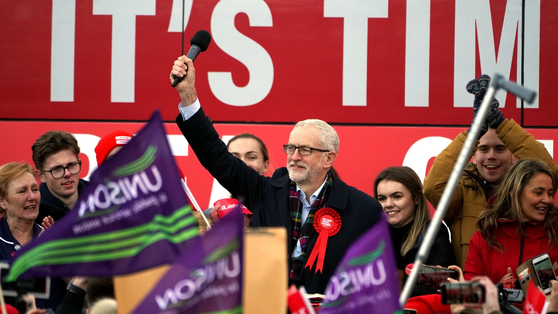 El líder laborista, Jeremy Corbyn, en el cierre de campaña en Stainton Village