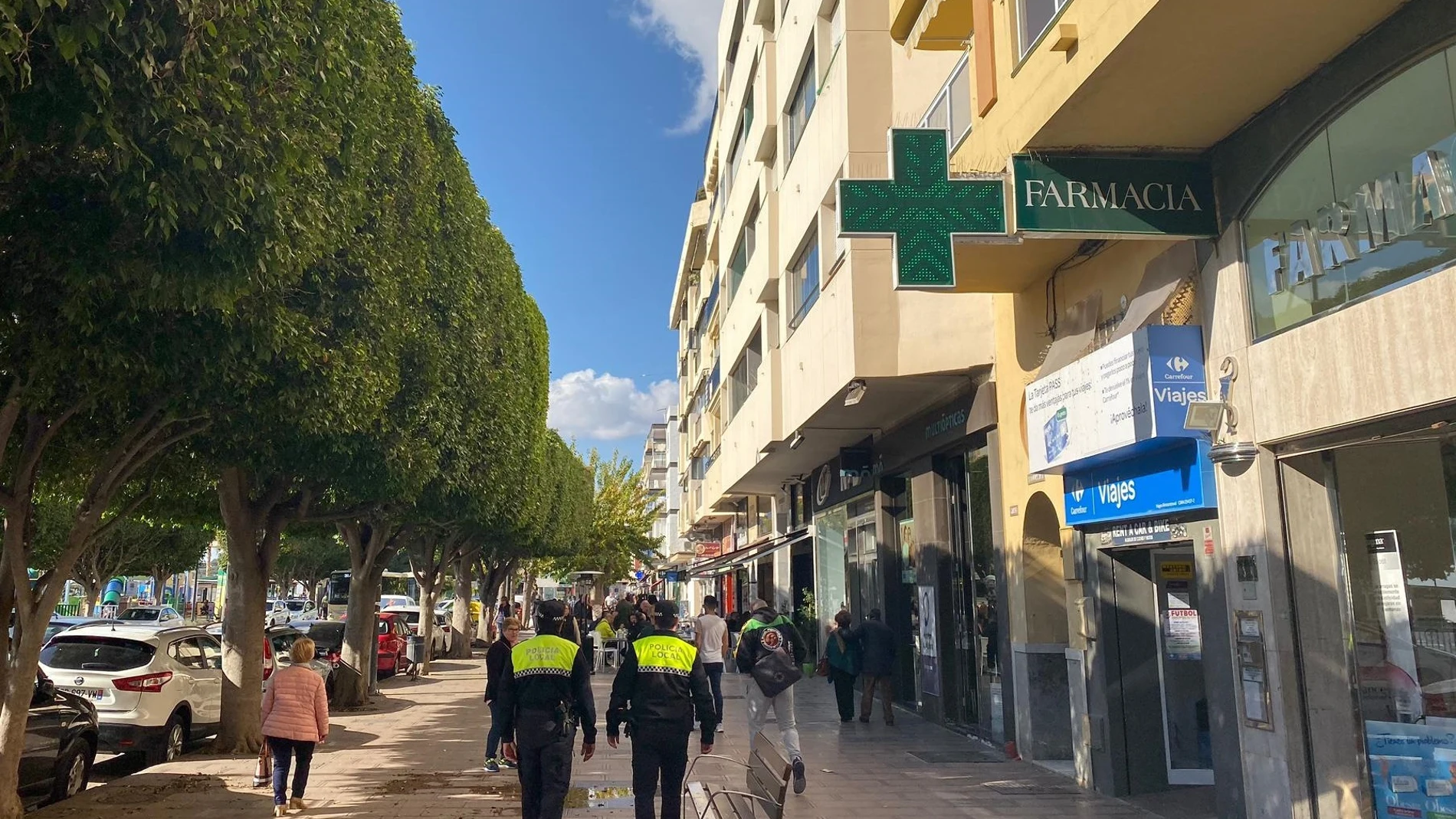 Málaga.- Policía Local de Rincón refuerza la vigilancia con patrullas a pie en zonas céntricas y comerciales en Navidad