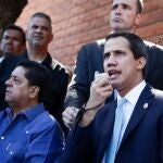 El presidente del Parlamento, Juan Guaidó, participa en la sesión de la Asamblea Nacional