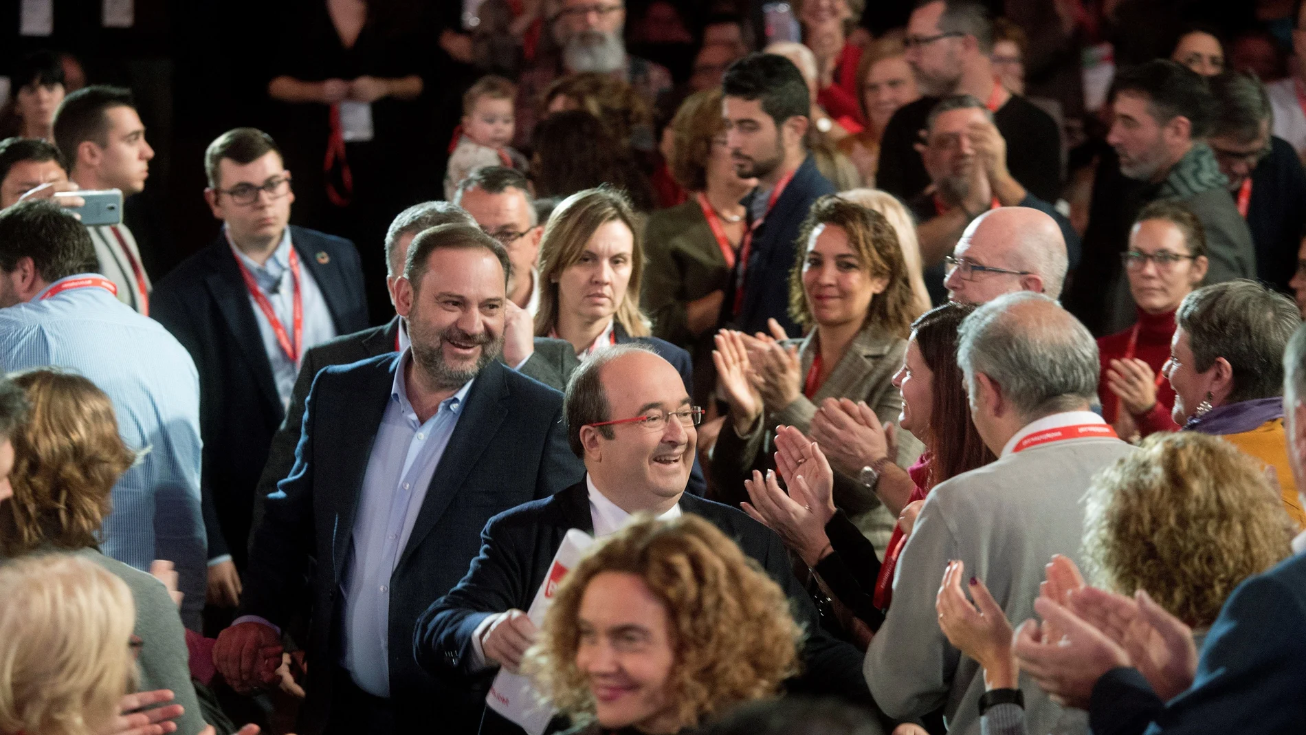 El líder del PSC, Miquel Iceta, y el secretario de organización del PSOE, José Luis Ábalos clausuraron ayer el XIV congreso del PSC