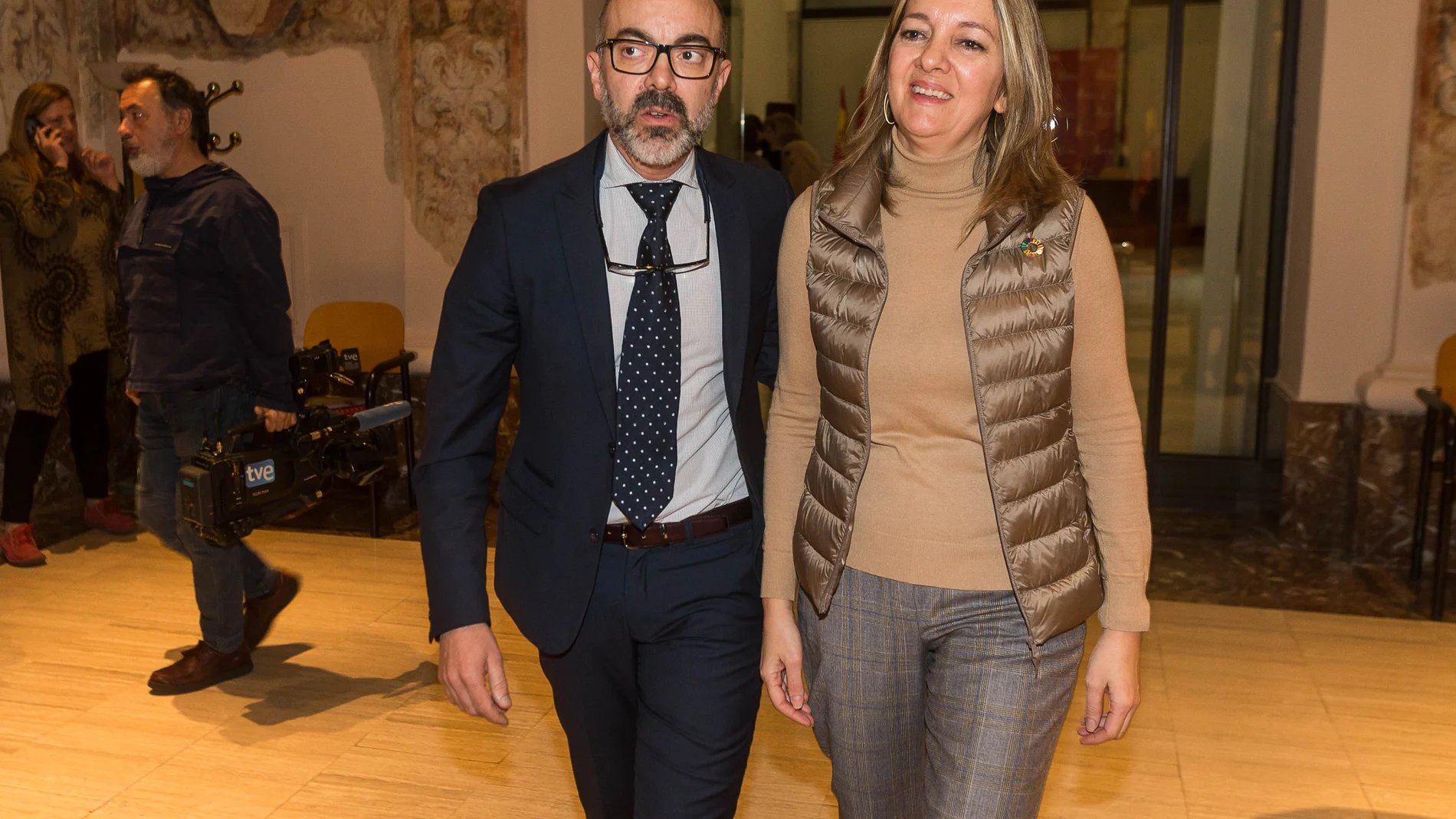 El consejero de Cultura y Turismo, Javier Ortega, asiste a la reunión del sector turístico para coordinar los objetivos de legislatura