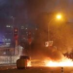 GRAF1732. BARCELONA, 18/12/2019.- Incidentes en los aledaños del Camp Nou durante la celebración del partido aplazado de LaLiga que disputan este miércoles Barcelona y Real Madrid. EFE/Toni Albir