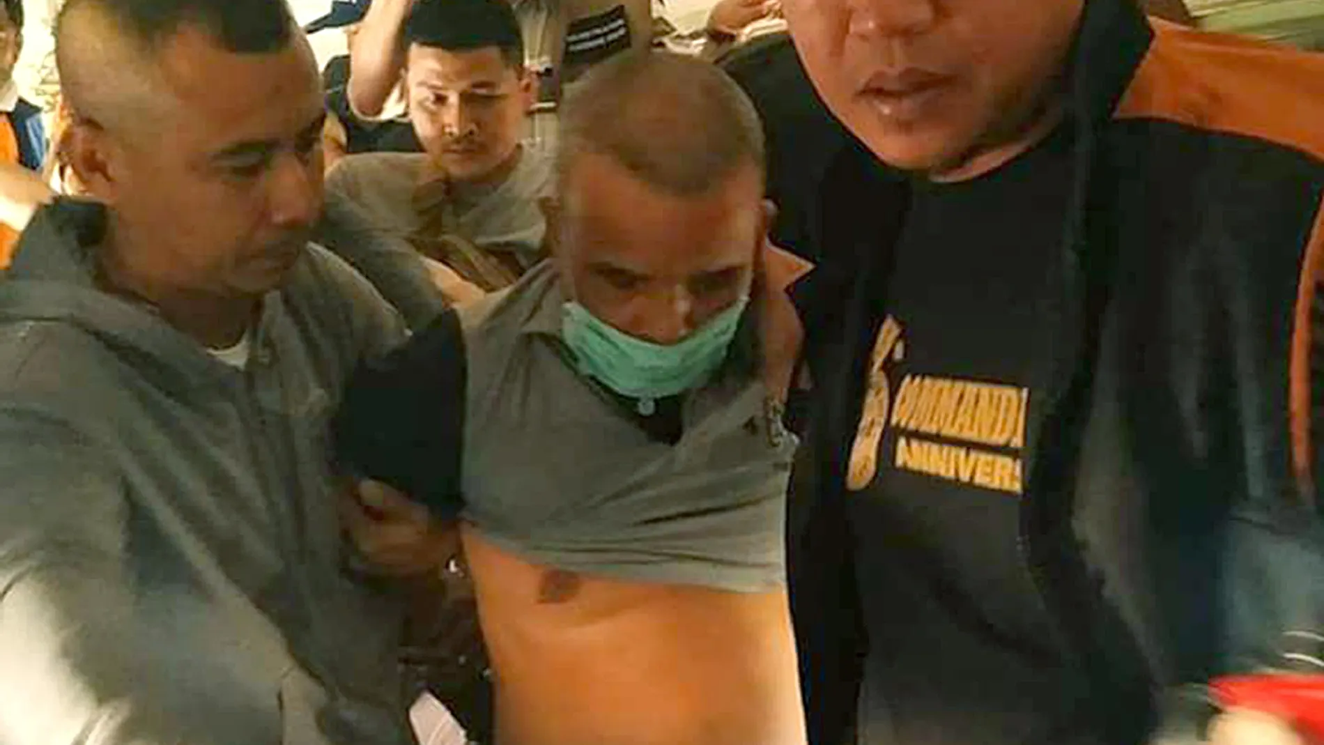 Thai serial killer Somkid Pumpuang arrested on the train at Pak Chong train station