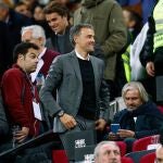 Luis Enrique, en el palco del Camp Nou durante el clásico