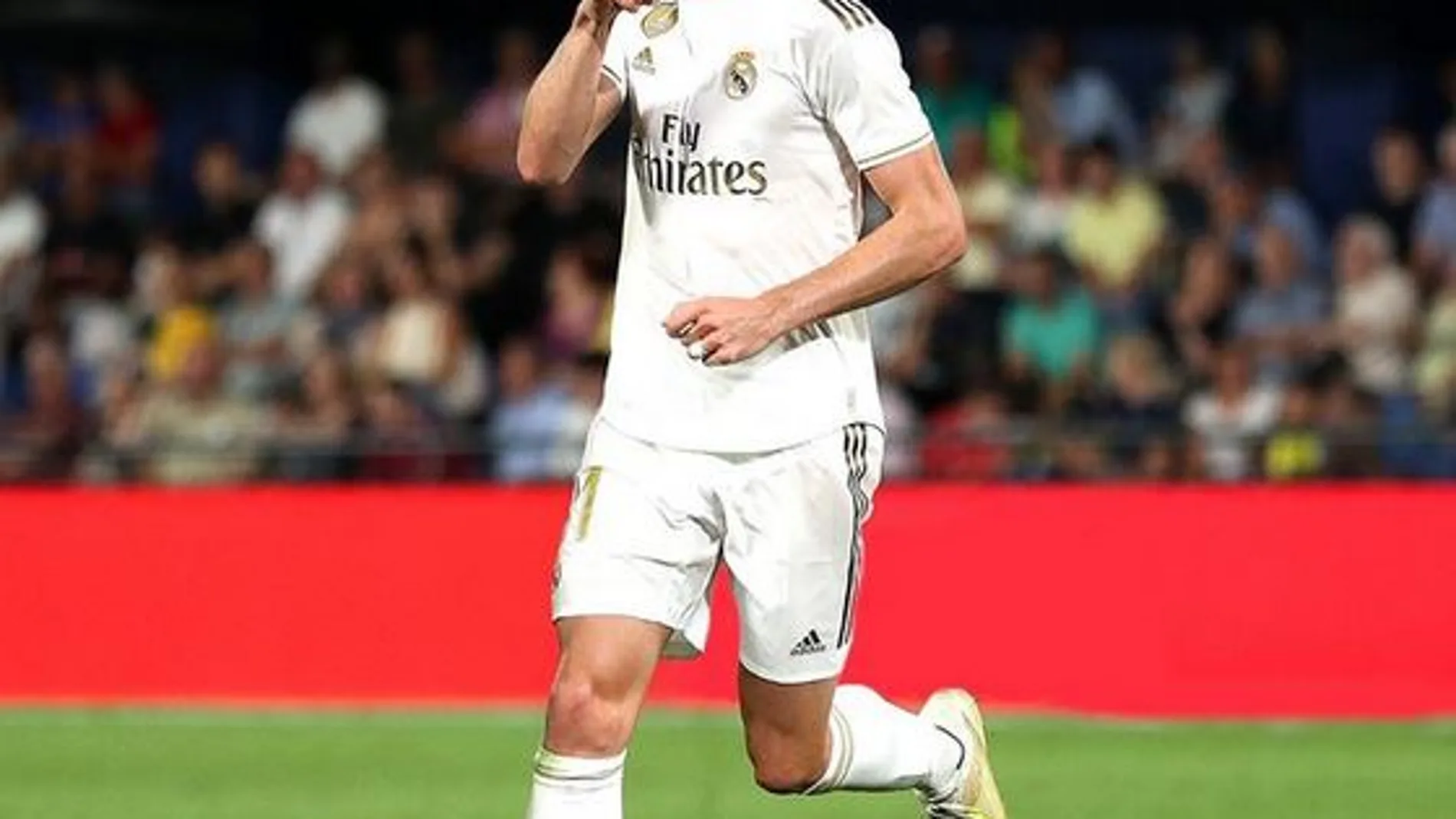 Fotomontaje de Doncic con la elástica del Real Madrid de fútbol