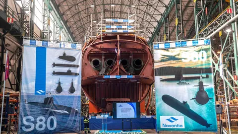El submarino de la Serie S-80 en los astilleros de la empresa Navantia en Cartagena