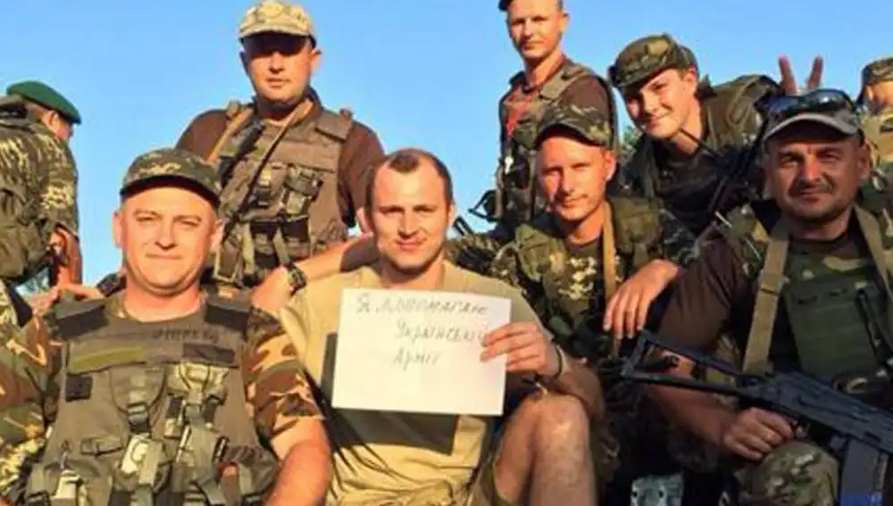 Zozulya,al lado del temible Batallón Azov.