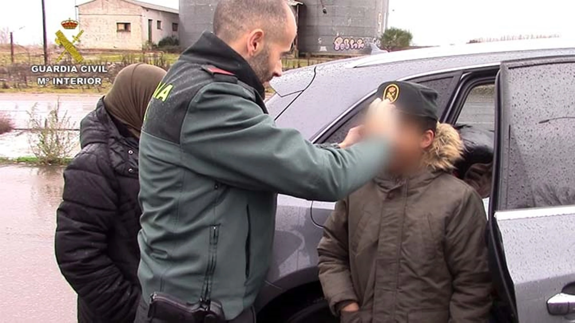 La Guardia Civil auxilia a un menor de 10 años que caminaba perdido por la A-1 en Burgos