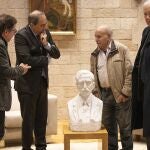 Entrega del busto de Francesc Macià en el Palau de la Generalitat