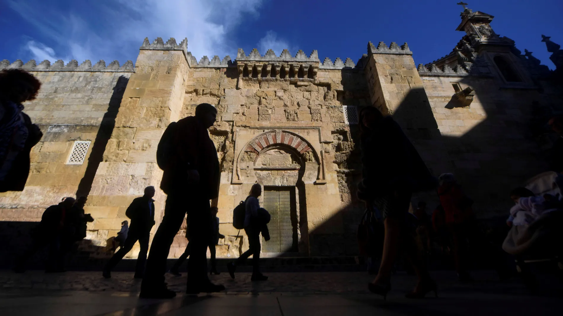 Córdoba tiene posibilidad crecer en turismo ante escasa presión según estudio
