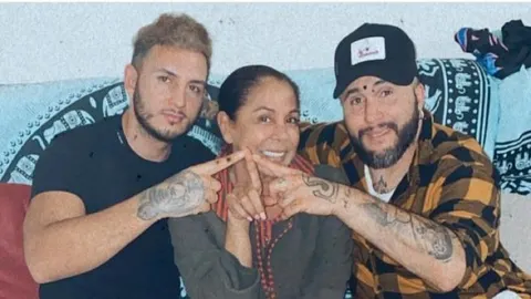 Omar Montes, Isabel Pantoja y Kiko Rivera juntos en el día de Navidad