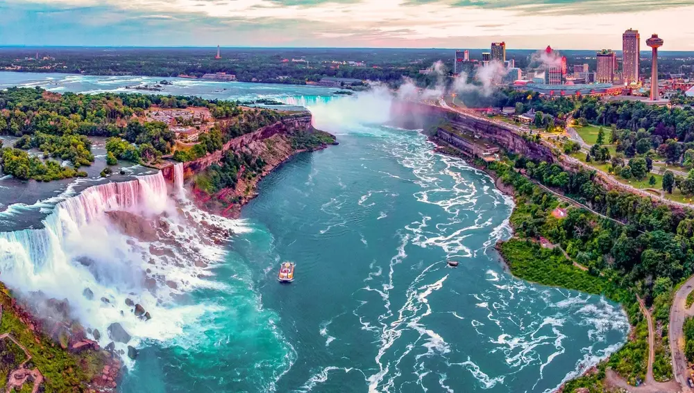 Las Cataratas del Niagara son uno de los lugares elegidos en la lista.
