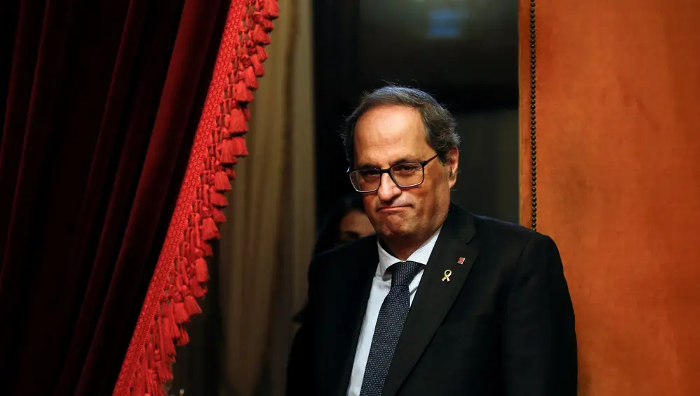 El presidente de la Generalitat, Quim Torra, llega al pleno del Parlament. EFE/Quique Garcia