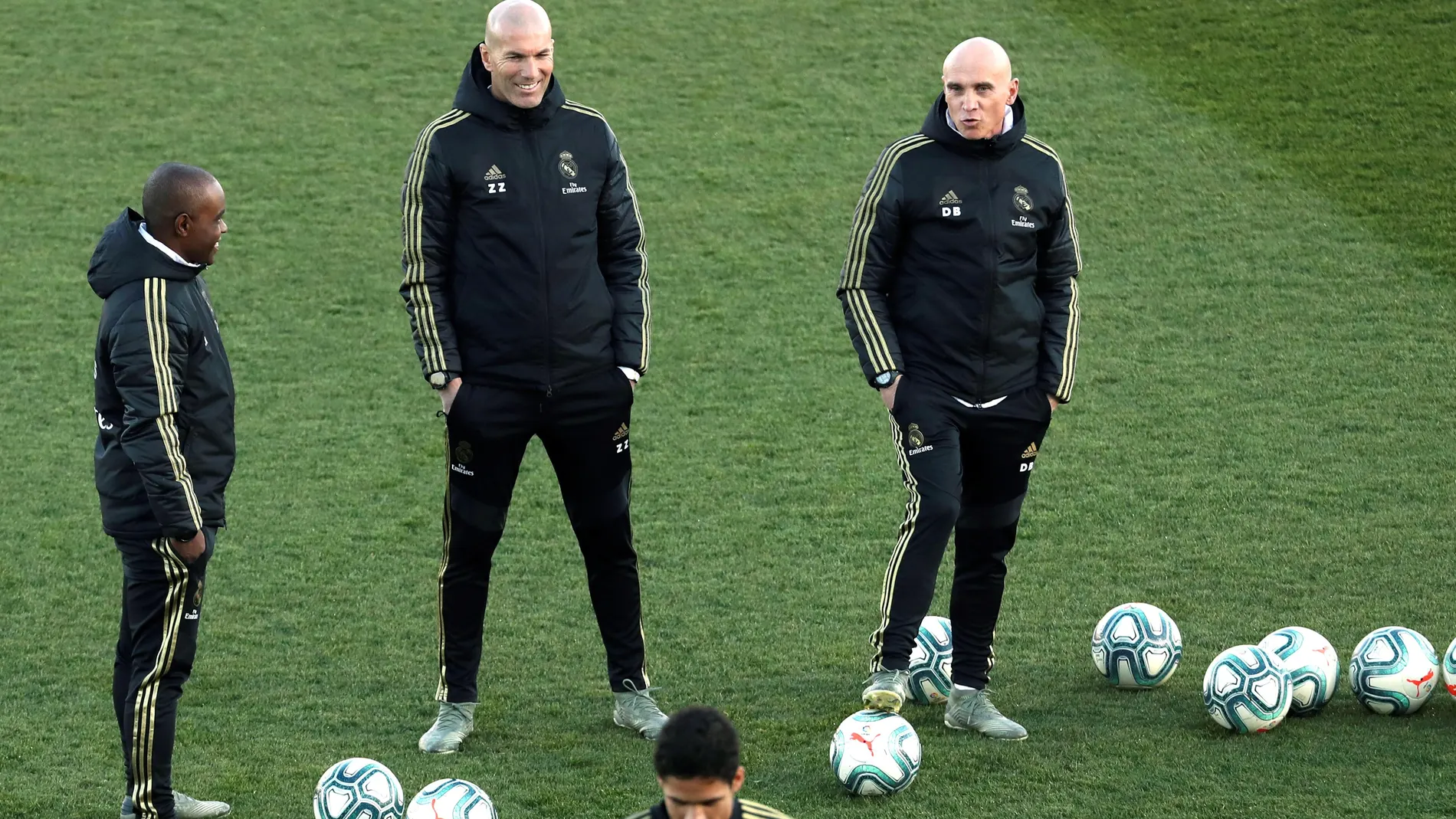 El Madrid se da un baño de masas en su vuelta a los entrenamientos