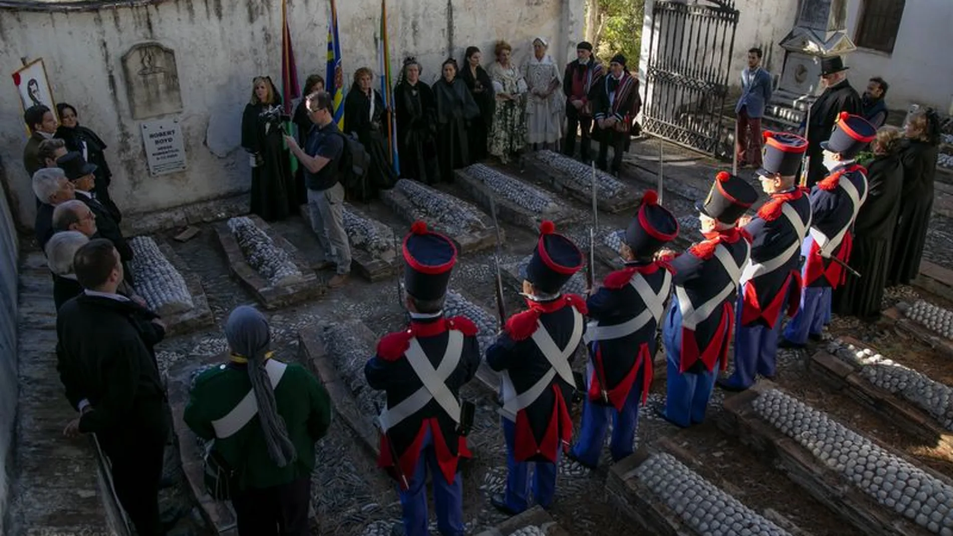 Homenaje a Robert Boyd en el cementerio inglés de Málaga