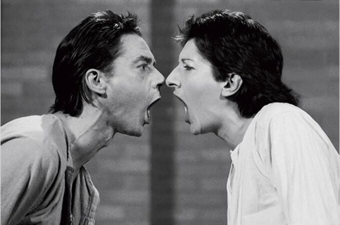 Marina Abramovic y Ulay en una de sus célebres performances