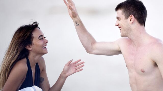 Aitana Ocaña y Miguel Bernardeau en Ibiza / EUROPA PRESS