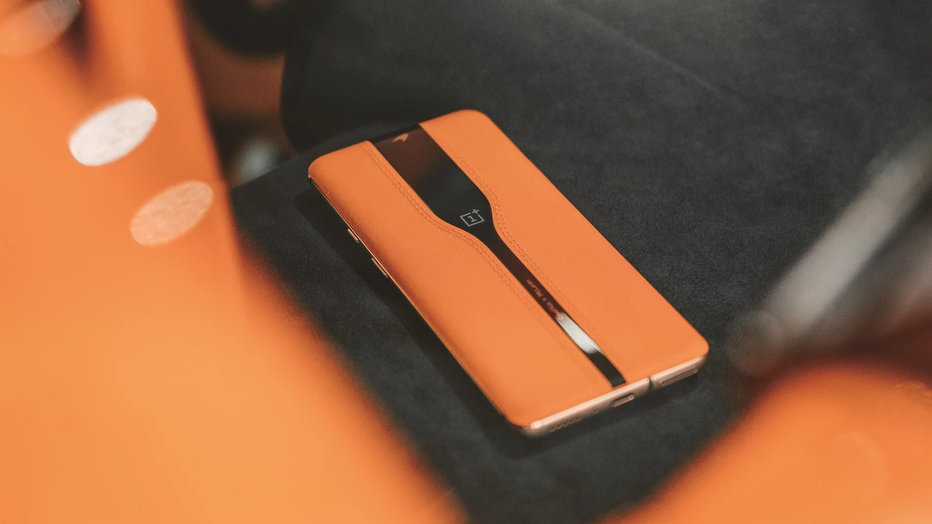 OnePlus presenta su 'smartphone' Concept One con cristal electrocrómico que hace invisible su cámara trasera