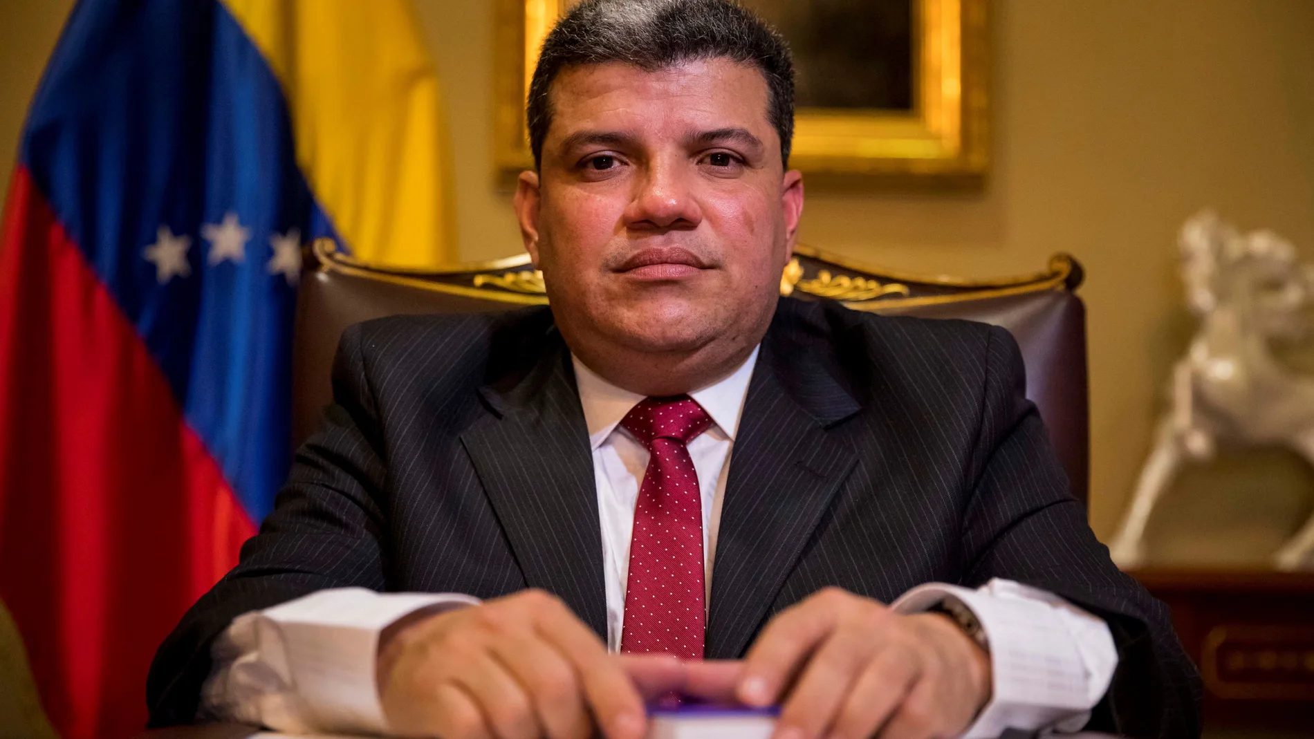 Jefe de Parlamento apoyado por el chavismo evita revelar quiénes lo eligieron