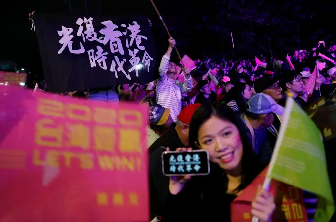 Taiwán se aleja de China