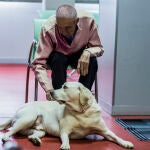 Cleve Vitam desarrolla programas de terapia asistida con animales para el beneficio de sus residentes