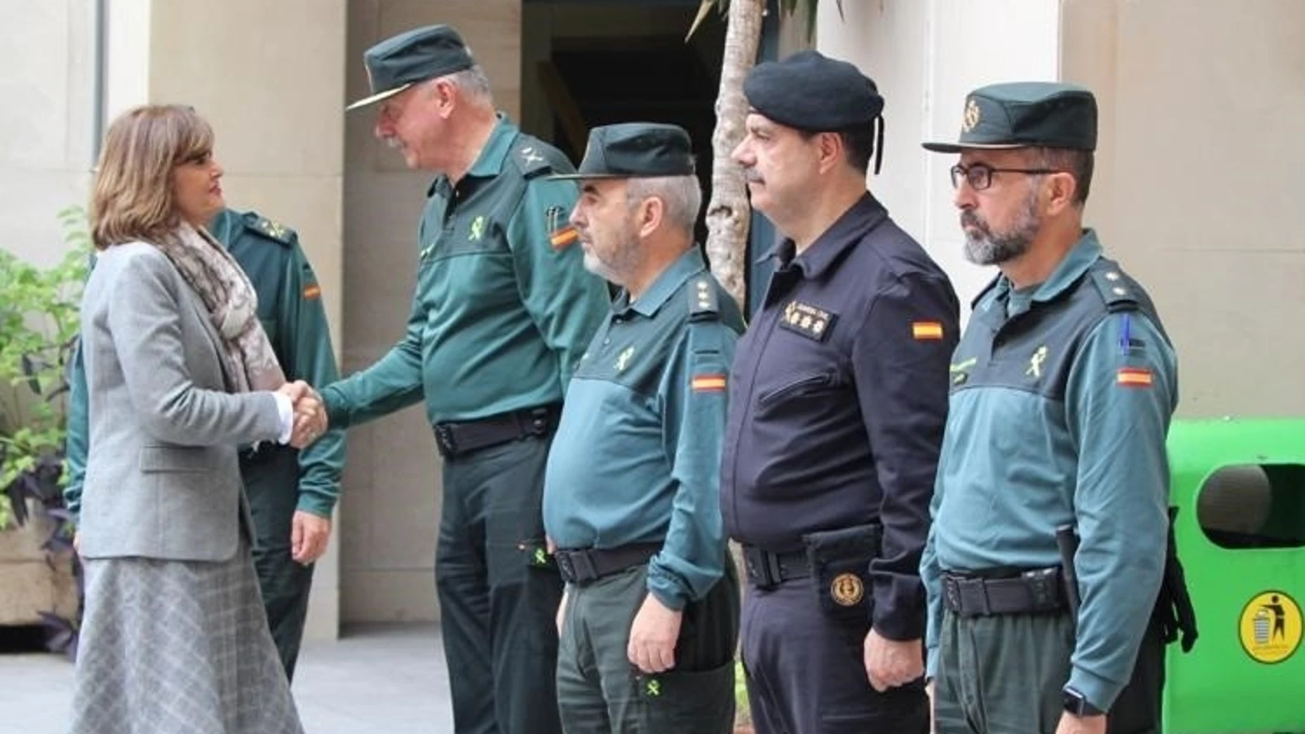 La secretaria de Estado de Seguridad visita a policías y guardias civiles en Barcelona