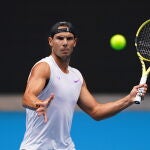 Nadal, durante un entrenamiento en Melbourne