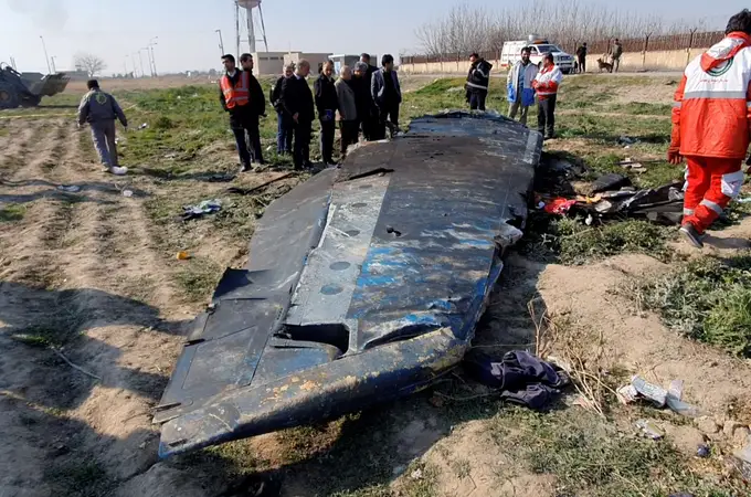 Irán entrega las cajas negras del avión ucraniano derribado.