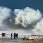  ¿Sabes cómo se mide la altura de una ola? Te lo explicamos