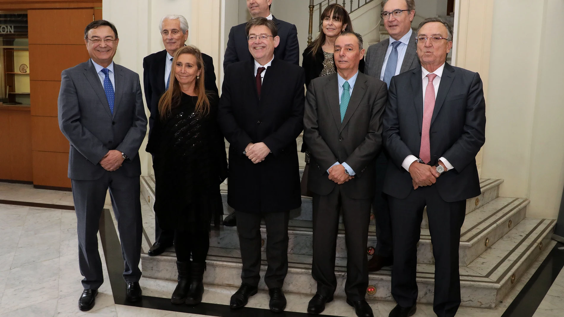 Ximo Puig, en el encuentro empresarial que ha mantenido con el presidente de la CEV, Salvador Navarro, y los vicepresidentes de la entidad empresarial