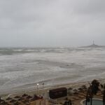 El oleaje en Cabo de Palos alcanza una altura significativa de 5,98 metros