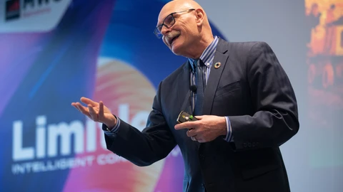 El consejero delegado de la organización de operadores móviles y compañías relacionadas, GSMA (Asociación GSM), Jhon Hoffman presenta el MWC 2020 (Mobile World Congress), que se celebrará del 24 al 27 de febrero en Fira de Barcelona, en Barcelona /Ep