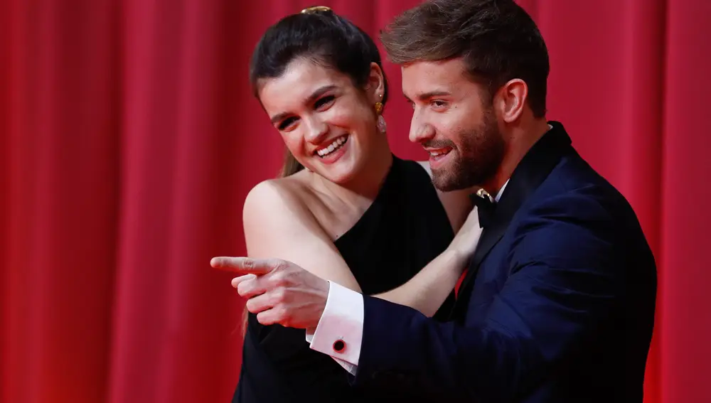 Amaia Romero y Pablo Alboran en los Premios Goya 2020.