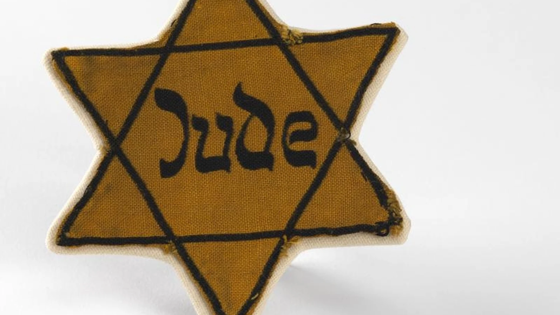 Estrella de David que los judíos llevaban cosida en la ropa