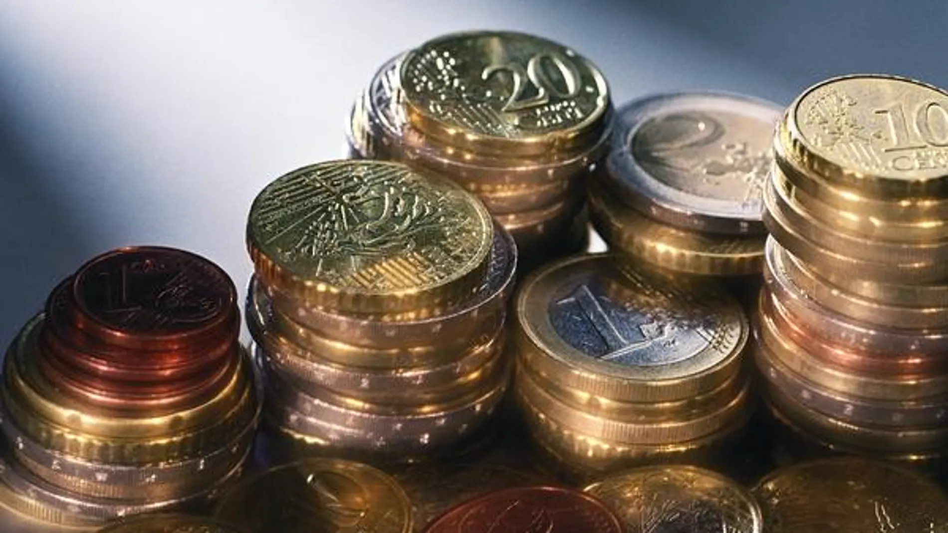 ¿Cree que se deberían eliminar las monedas de 1 y 2 céntimos, como estudia hacer la UE?