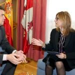 El consejero Ángel Ibáñez se reúne con la alcaldesa de Aranda de Duero, Raquel González