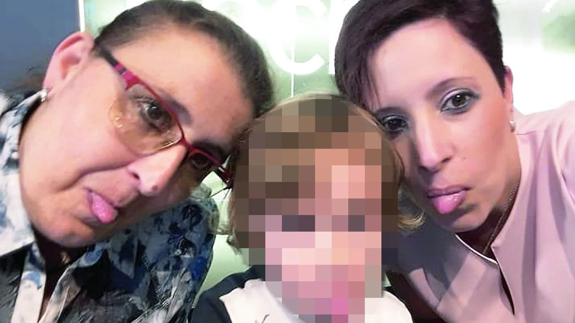 Carolina, la niña de cinco años encontrada el pasado lunes muerta en la habitación de un hotel en Logroño junto a su abuela y su madre, quienes presuntamente planearon el crimen.
