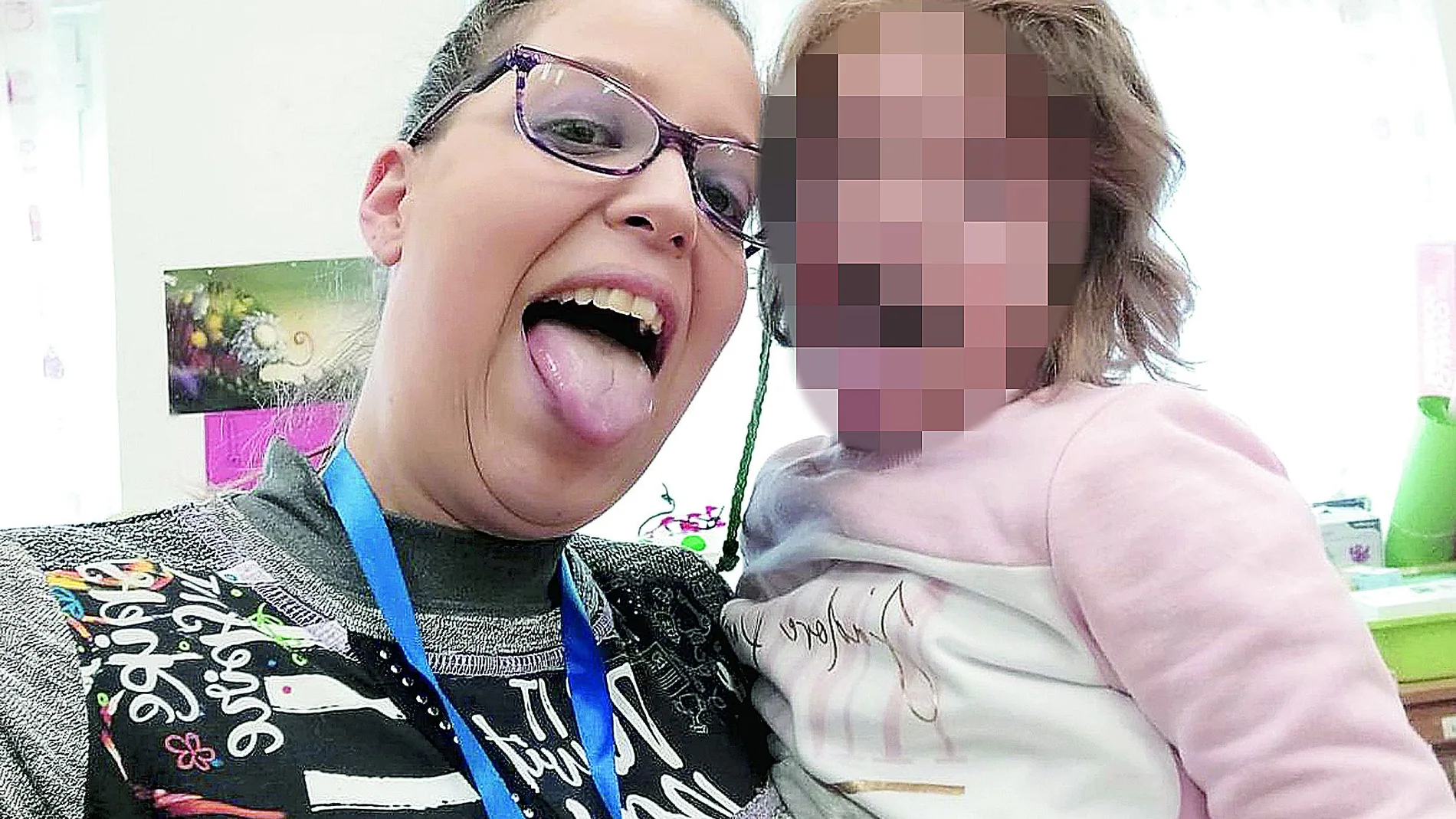 Carolina, la niña de cinco años hallada muerta en un hotel de Logroño, con su tía