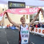 El atleta Juan Antonio Zamora del C.D. Runtritón, se ha proclamado ganador de la VII edición del Maratón de Murcia 2020,