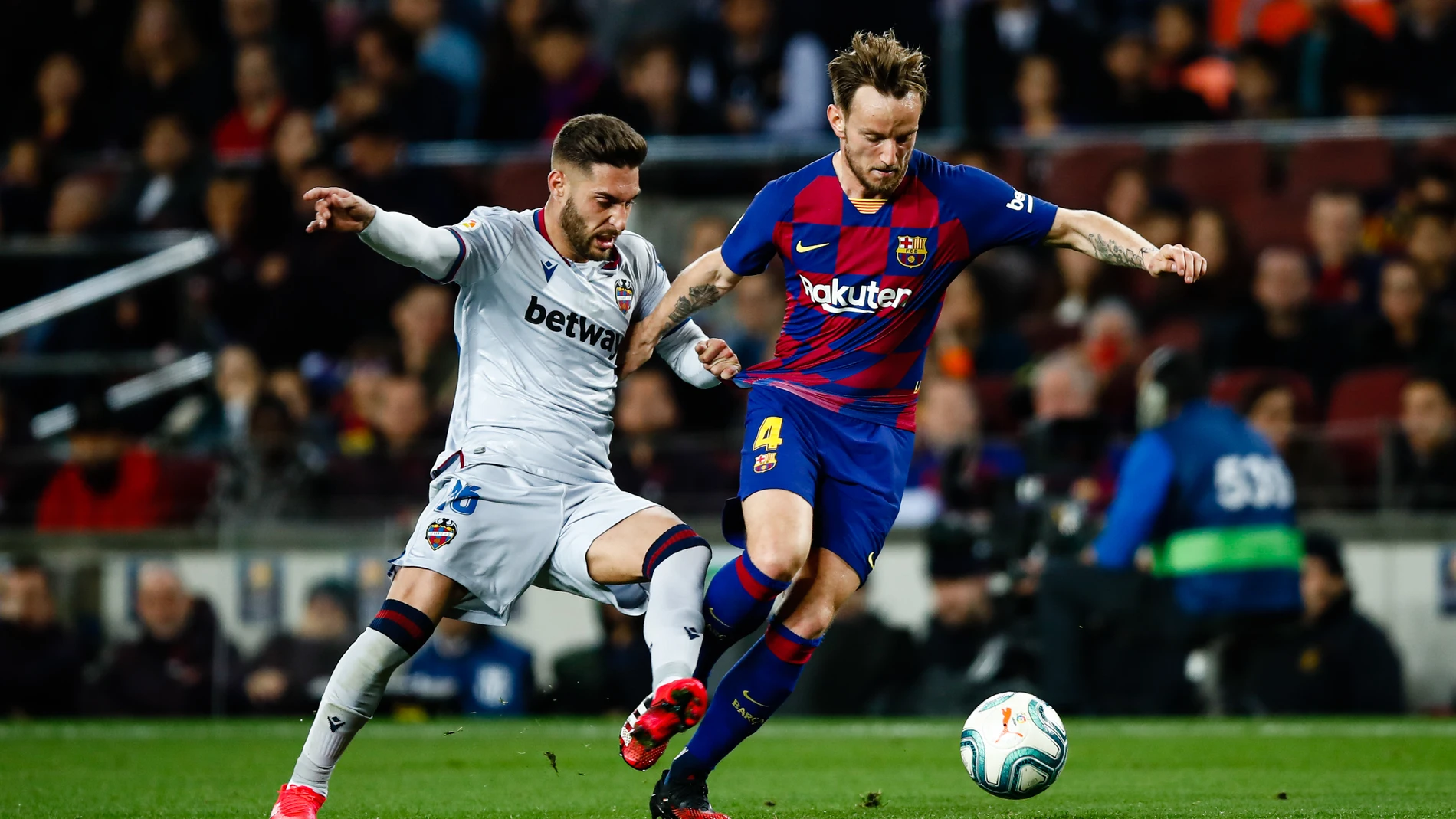 Soccer: La Liga - FC Barcelona v Levante